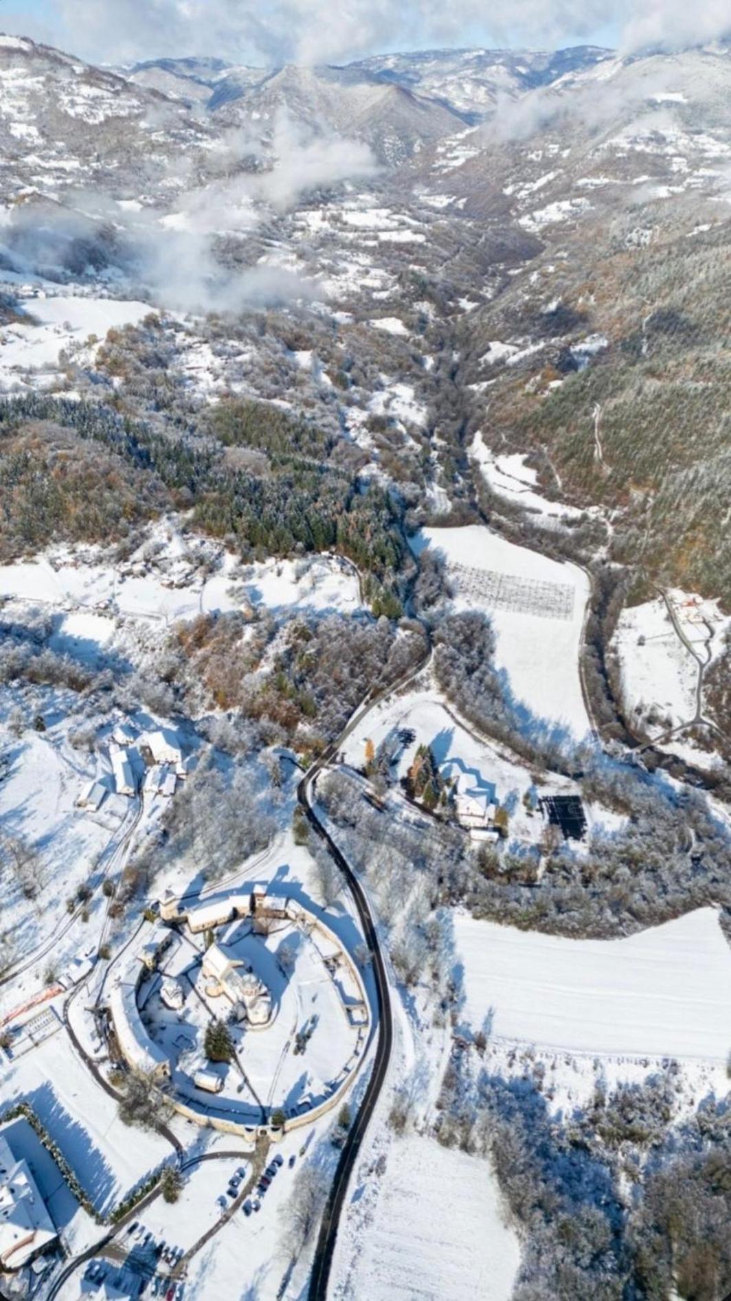 Konak Studenica 1186 Kraljevo Exteriör bild